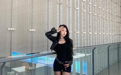 英语课代表的胸软软的!